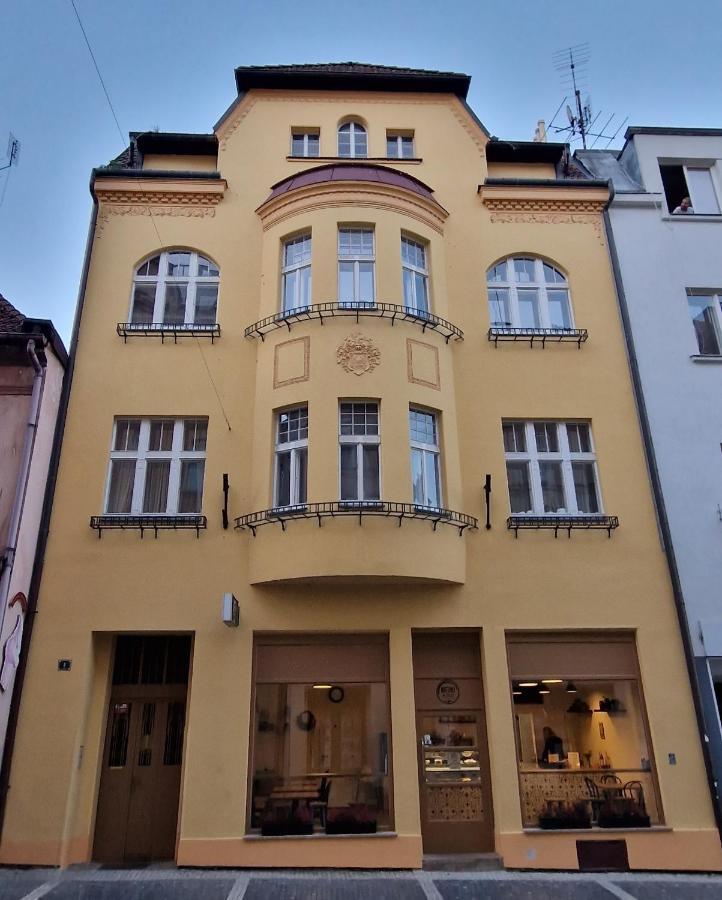 Apartmany Na Trojce Žatec Eksteriør billede